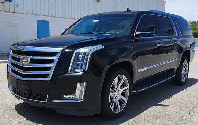 2016 Cadillac Escalade ESV AWD Luxury's photo
