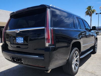 2016 Cadillac Escalade ESV Luxury Collection