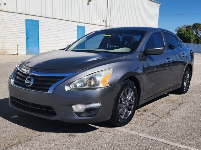 2015 Nissan Altima 2.5 S's photo