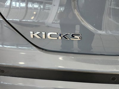 2022 Nissan Kicks SV