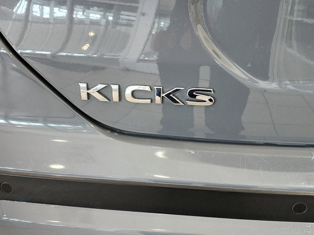 2022 Nissan Kicks SV