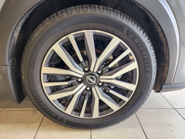 2022 Nissan Kicks SV