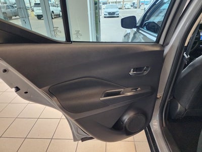 2022 Nissan Kicks SV