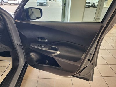 2022 Nissan Kicks SV