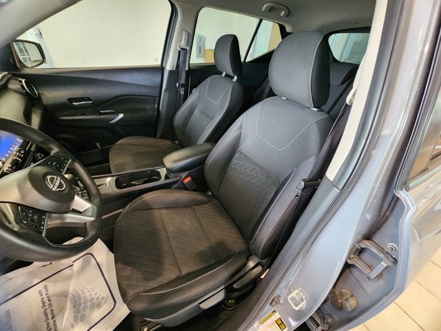 2022 Nissan Kicks SV