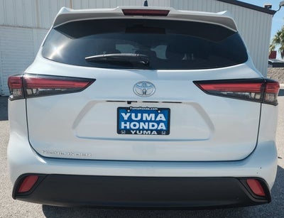 2023 Toyota Highlander Base