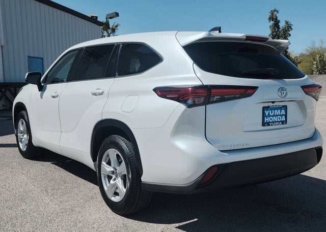2023 Toyota Highlander Base