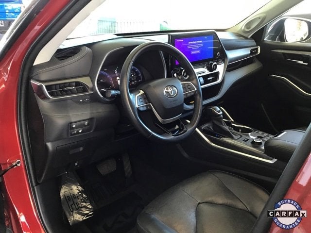 2023 Toyota Highlander Base