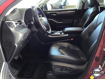 2023 Toyota Highlander Base