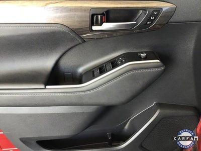 2023 Toyota Highlander Base