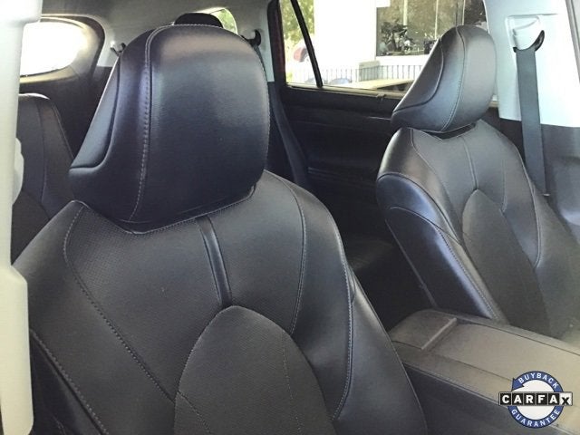 2023 Toyota Highlander Base