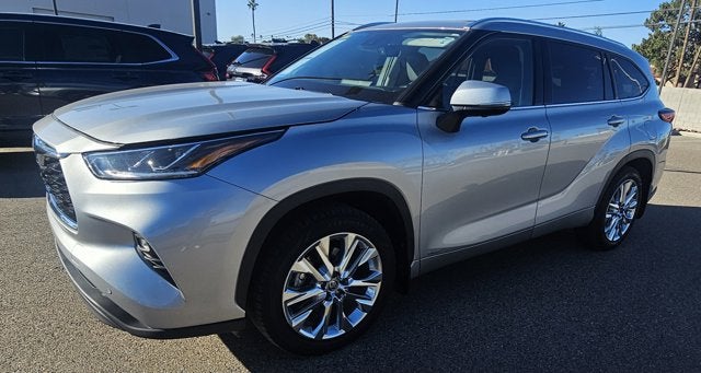 2023 Toyota Highlander Hybrid Limited