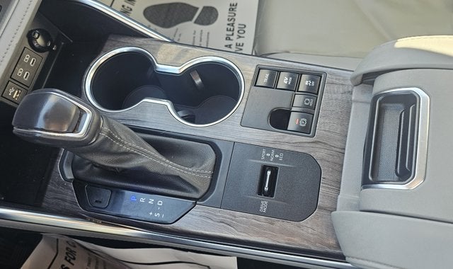 2023 Toyota Highlander Hybrid Limited