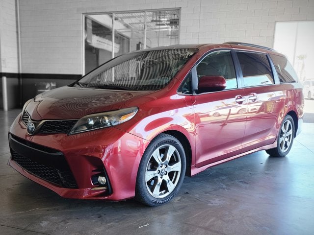 2018 Toyota Sienna Base