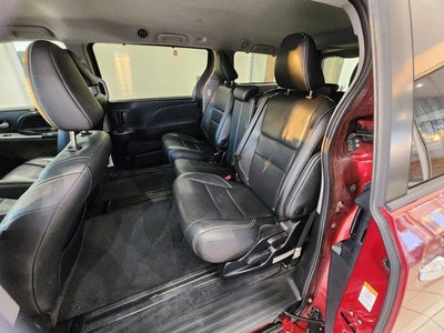2018 Toyota Sienna Base