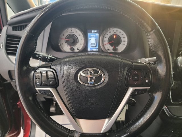 2018 Toyota Sienna Base