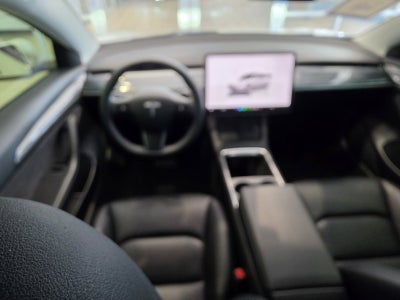 2023 Tesla Model 3 RWD