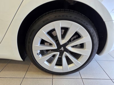 2023 Tesla Model 3 RWD
