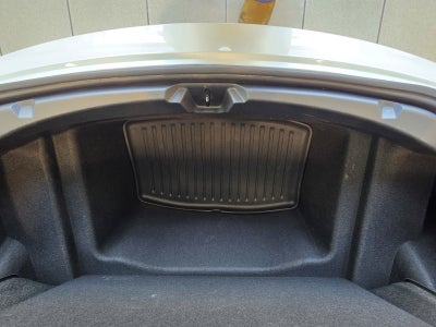 2023 Tesla Model 3 RWD
