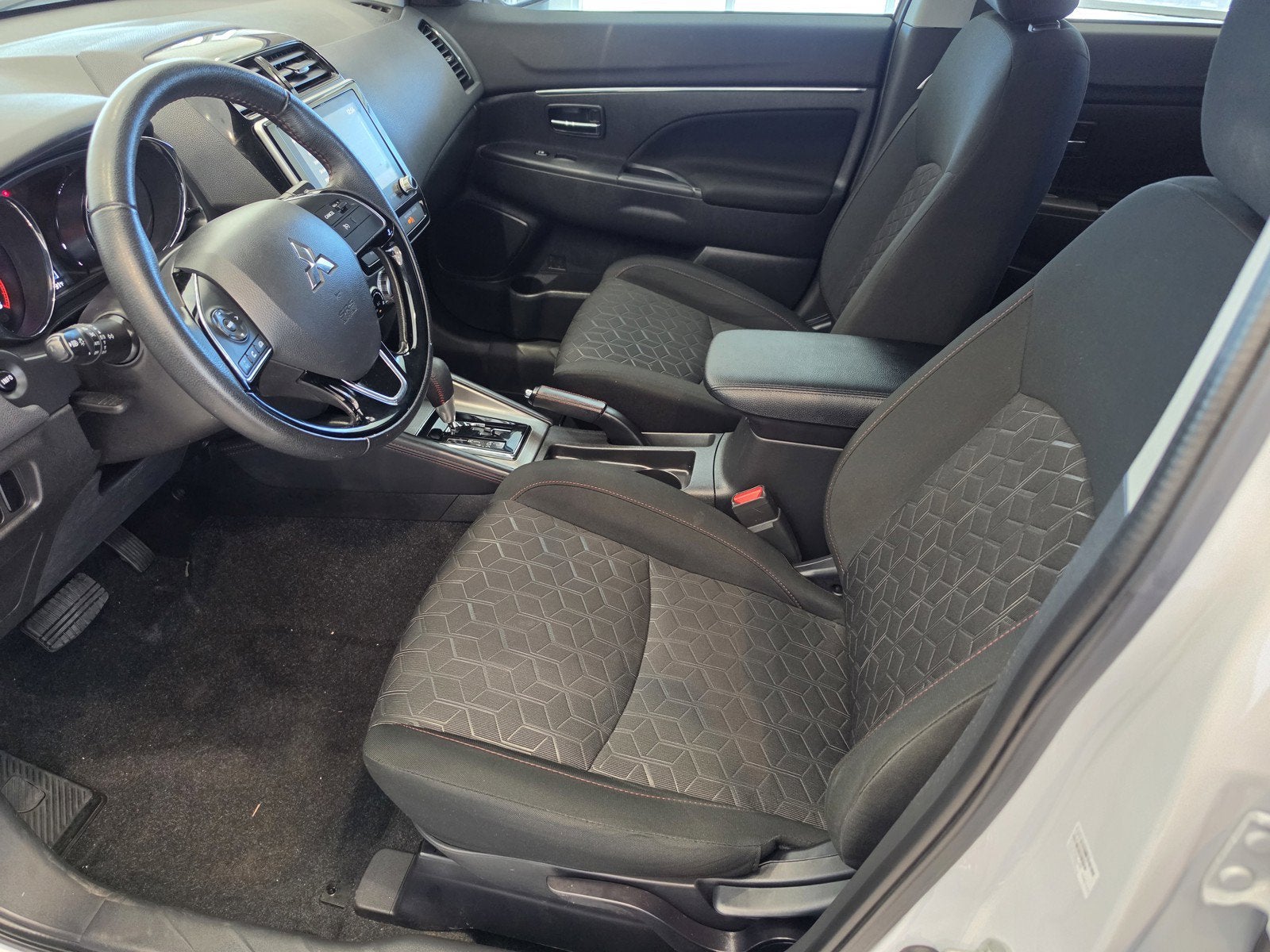 2023 Mitsubishi Outlander Sport Base
