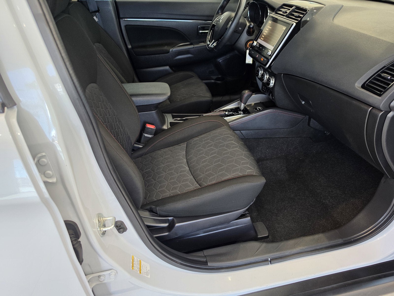 2023 Mitsubishi Outlander Sport Base