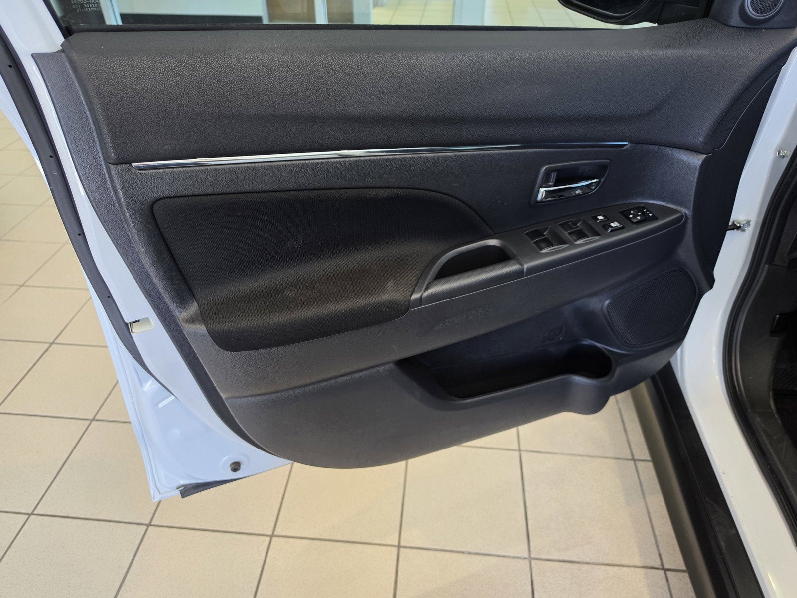 2023 Mitsubishi Outlander Sport Base