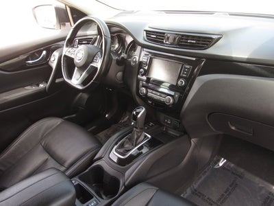 2022 Nissan Rogue Sport SL