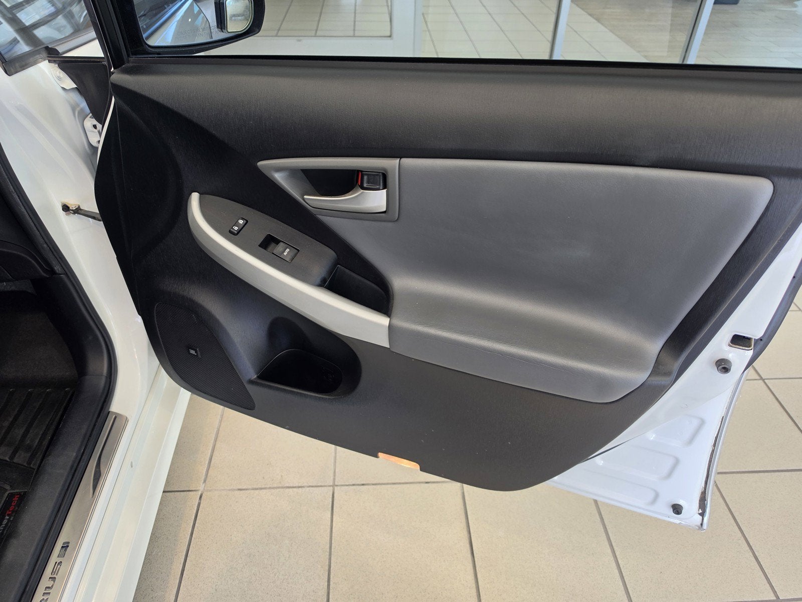 2012 Toyota Prius Base