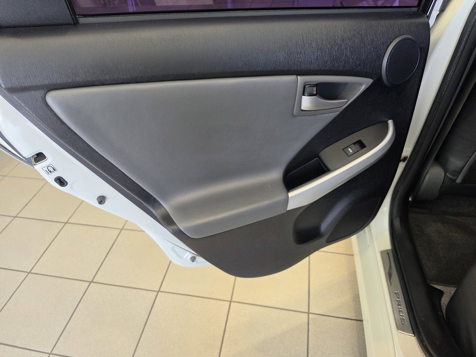 2012 Toyota Prius Base