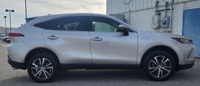 2021 Toyota Venza Base