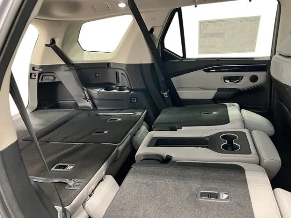 2025 Honda Pilot Spacious and Configurable Interior